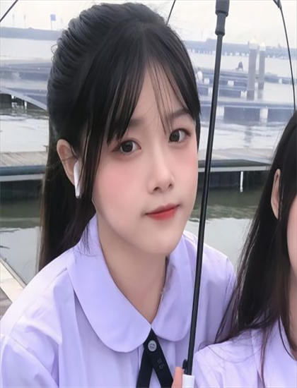 文化分析：《骨肉之躯》中的文化符号与象征意义的解读 理解文化认同的建构过程